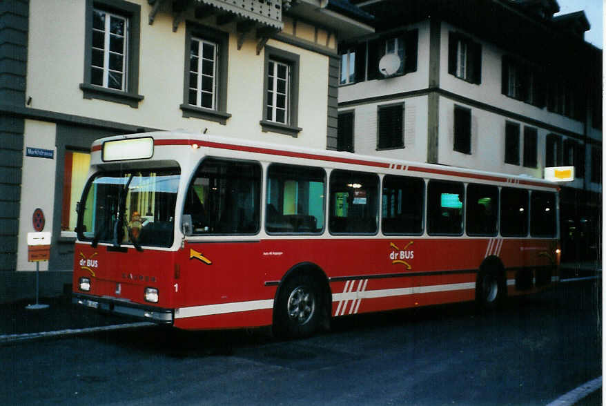 (081'219) - AAGK Koppigen - Nr. 1/BE 165'638 - Saurer/R&J (ex STI Thun Nr. 48) am 21. Oktober 2005 beim Bahnhof Langnau (Einsatz AOE)