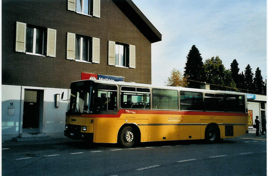 (081'223) - Zurkirchen, Malters - LU 15'694 - NAW/Hess (ex Hammer, Schwarzenberg) am 21. Oktober 2005 beim Bahnhof Malters