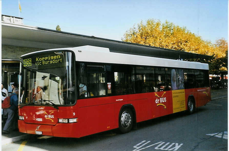 (081'337) - AAGK Koppigen - Nr. 9/BE 541'755 - Volvo/Hess am 29. Oktober 2005 beim Bahnhof Burgdorf