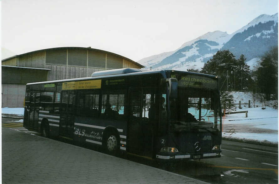 (081'815) - AFA Adelboden - Nr. 2/BE 25'802 - Mercedes am 11. Dezember 2005 beim Bahnhof Frutigen