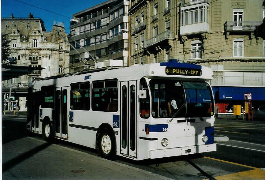 (081'913) - TL Lausanne - Nr. 744 - FBW/Hess Trolleybus am 18. Dezember 2005 in Lausanne, Bel-Air