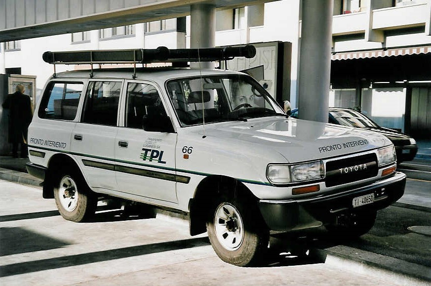 (051'226) - Aus dem Archiv: TPL Lugano - Nr. 66/TI 40'650 - Toyota am 1. Januar 2002 in Lugano, Centro