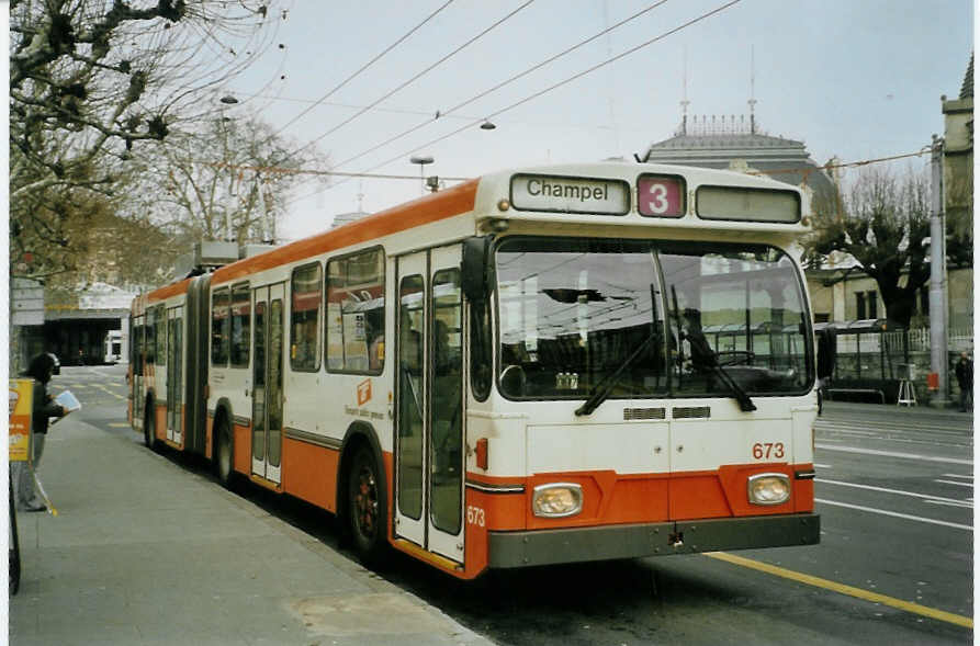 (083'407) - TPG Genve - Nr. 673 - Saurer/Hess Gelenktrolleybus am 6. Mrz 2006 in Genve, 22-Cantons