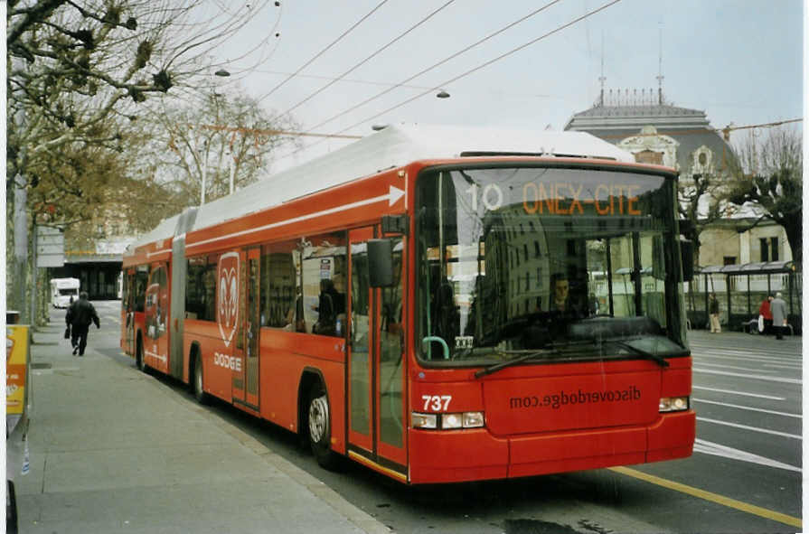 (083'431) - TPG Genve - Nr. 737 - Hess/Hess Gelenktrolleybus am 6. Mrz 2006 in Genve, 22-Cantons