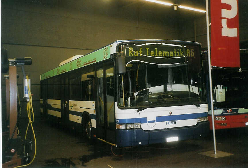 (084'718) - ZVB Zug - Nr. 129/ZG 3389 - Scania/Hess (ex Nr. 159) am 8. Mai 2006 in Thun, Expo