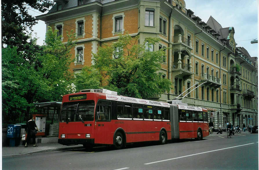 (085'502) - Bernmobil, Bern - Nr. 65 - Volvo/Hess Gelenktrolleybus am 22. Mai 2006 in Bern, Universitt
