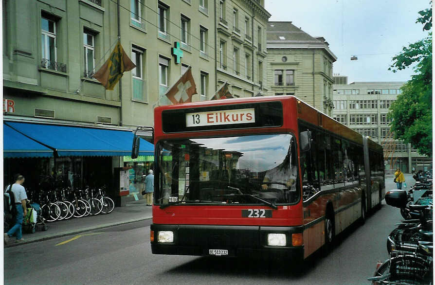 (085'520) - Bernmobil, Bern - Nr. 232/BE 513'232 - MAN am 22. Mai 2006 in Bern, Hirschengraben