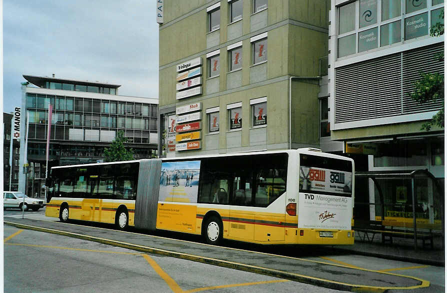 (085'810) - STI Thun - Nr. 108/BE 700'108 - Mercedes am 2. Juni 2006 beim Bahnhof Thun