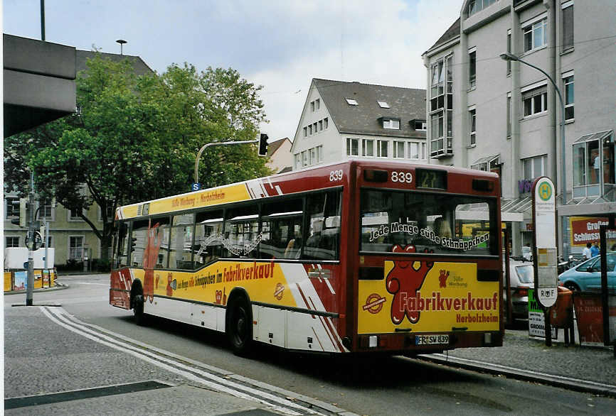 (087'210) - VAG Freiburg - Nr. 839/FR-SW 839 - Mercedes am 8. Juli 2006 in Freiburg, Siegesdenkmal