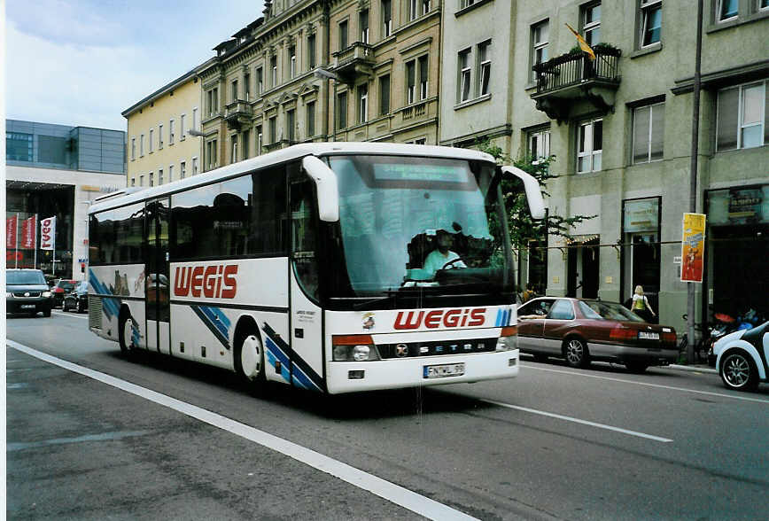 (088'405) - Wegis, Bermatingen - FN-WL 99 - Setra am 31. Juli 2006 beim Bahnhof Konstanz