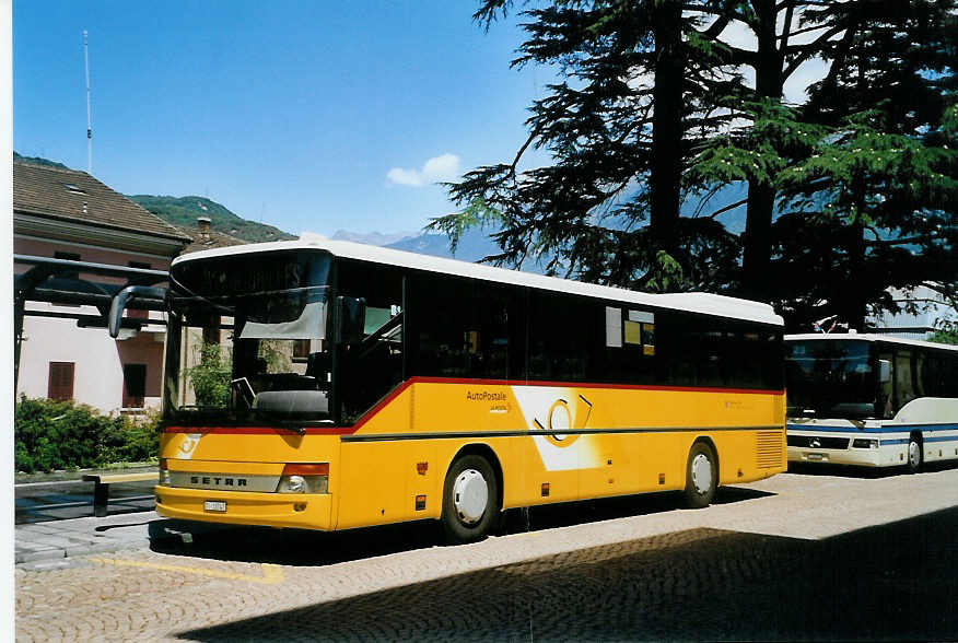 (088'500) - Barenco, Faido - TI 13'747 - Setra am 2. August 2006 beim Bahnhof Bellinzona