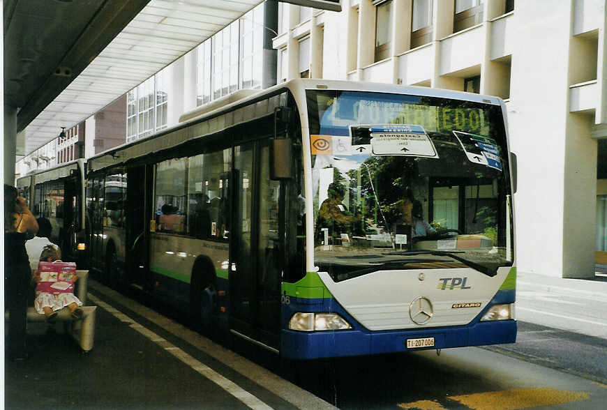 (088'618) - TPL Lugano - Nr. 6/TI 207'006 - Mercedes am 2. August 2006 in Lugano, Centro