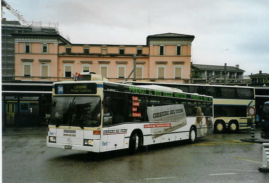 (088'637) - FART Locarno - Nr. 47/TI 99'947 - Mercedes am 3. August 2006 beim Bahnhof Locarno