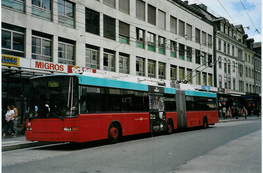(089'035) - VB Biel - Nr. 84 - NAW/Hess Gelenktrolleybus am 19. August 2006 in Biel, Guisanplatz