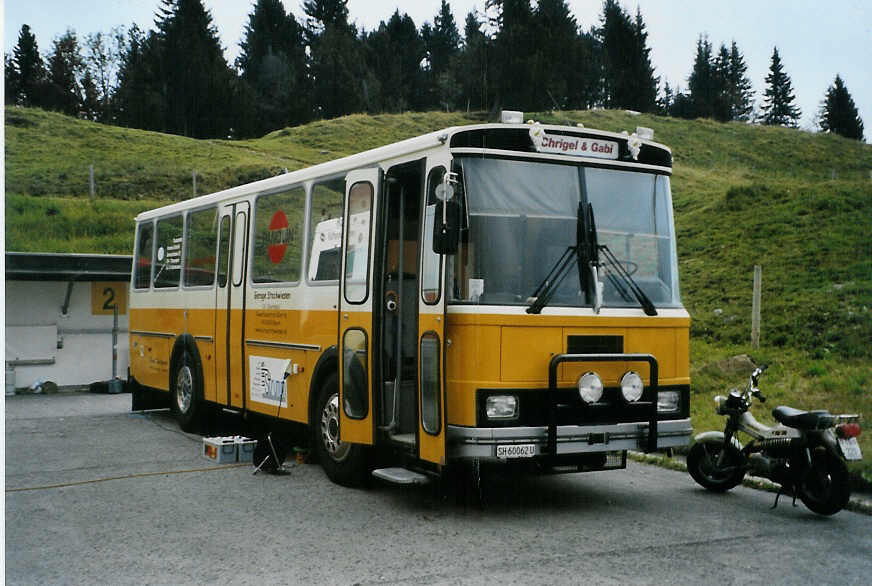(089'112) - Oberhnsli, Thayngen - SH 60'062 U - FBW/Tscher (ex Bus-Halter, Wil Nr. 9) am 19. August 2006 auf dem Gurnigelpass