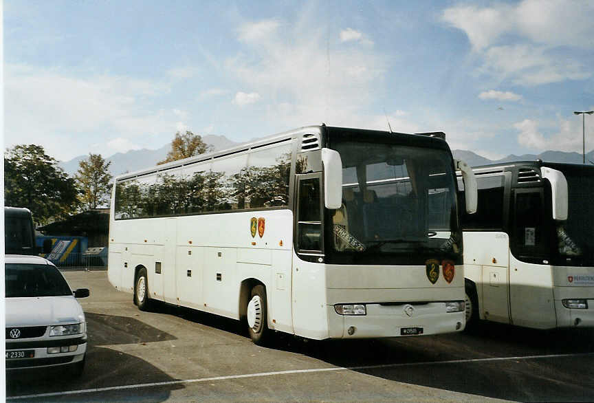 (090'325) - Schweizer Armee - M+29'505 - Irisbus am 28. Oktober 2006 in Thun, Waffenplatz