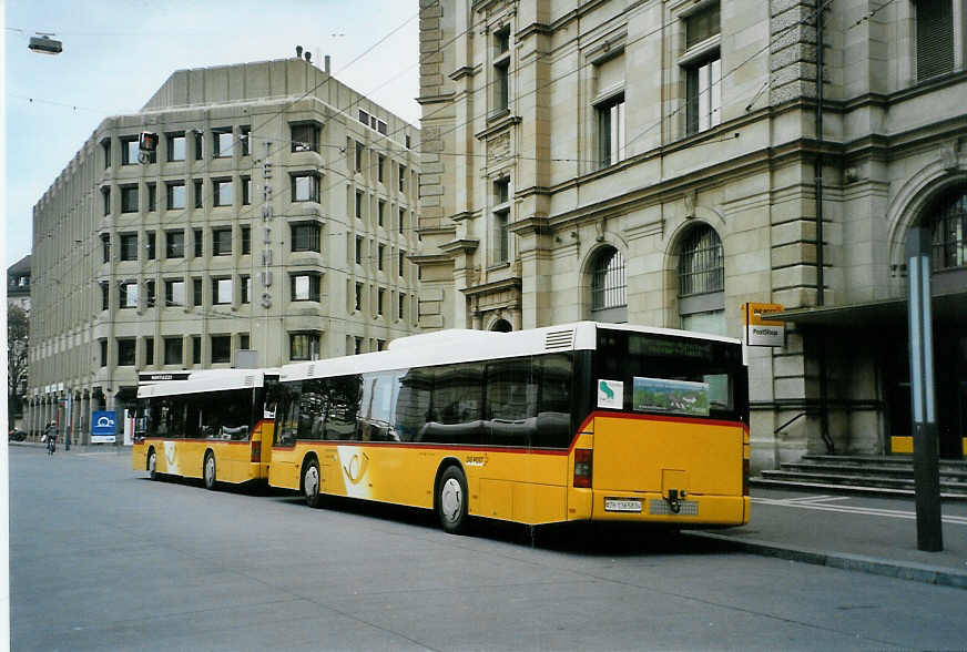 (090'435) - Moser, Flaach - Nr. 1/ZH 136'583 - MAN (ex Nr. 2) am 11. November 2006 beim Hauptbahnhof Winterthur
