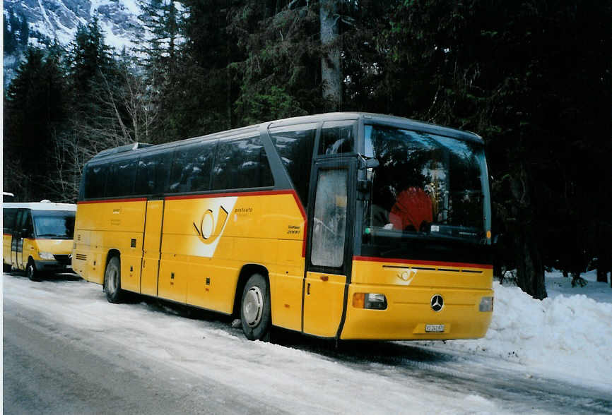(091'500) - Anthamatten, Saas-Almagell - VS 241'970 - Mercedes (ex PostAuto Oberwallis; ex P 25'111) am 7. Januar 2007 in Adelboden, Unter dem Birg