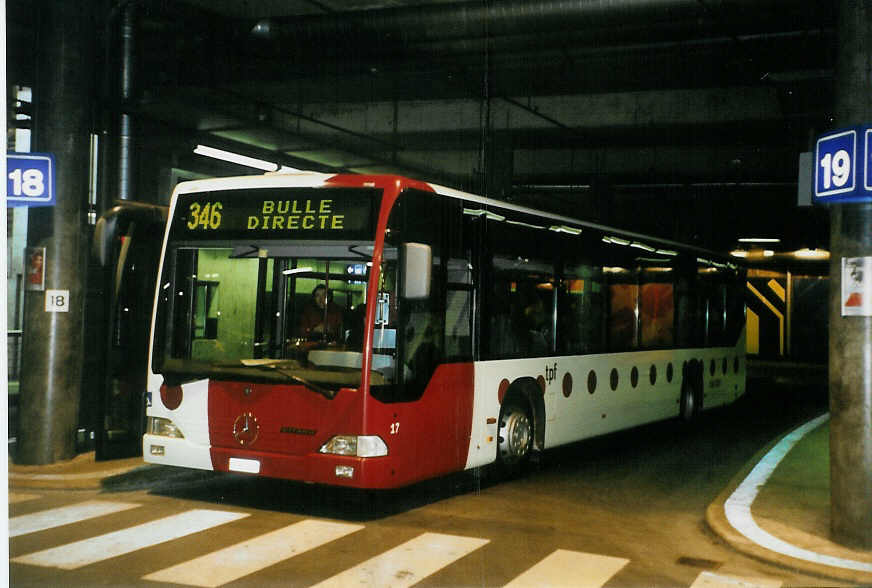 (092'036) - TPF Fribourg - Nr. 17/FR 300'336 - Mercedes am 17. Februar 2007 in Fribourg, Busbahnhof