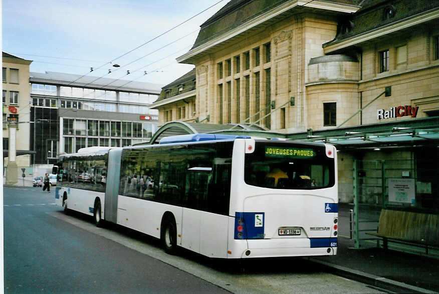 (093'724) - TL Lausanne - Nr. 601/VD 1336 - Neoplan am 7. April 2007 beim Bahnhof Lausanne