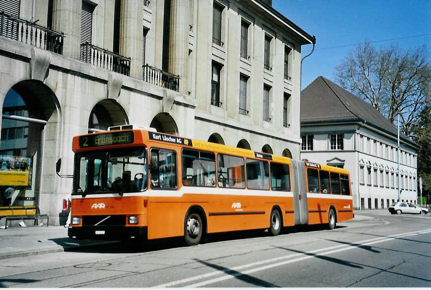 (094'025) - AAR bus+bahn, Aarau - Nr. 135/AG 19'935 - Volvo/Hess am 14. April 2007 beim Bahnhof Aarau