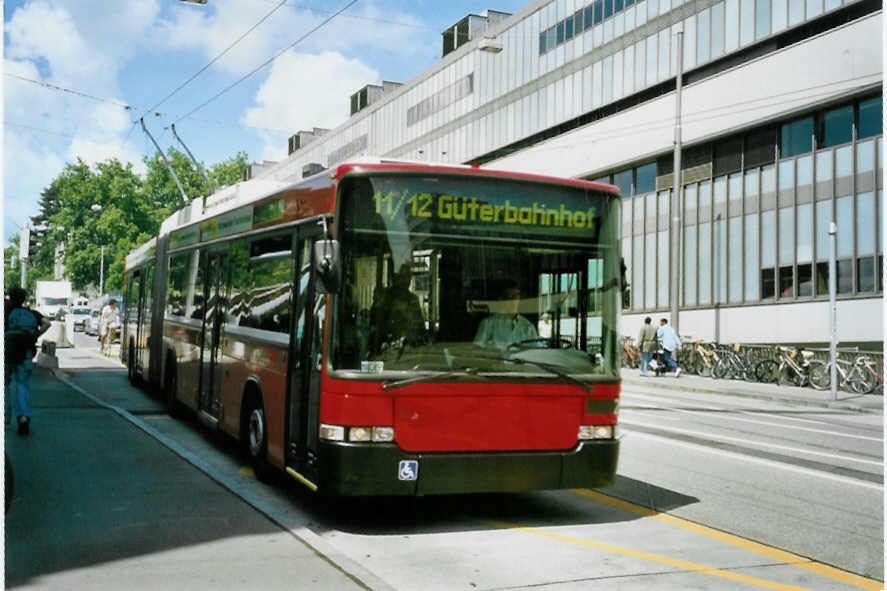 (095'417) - Bernmobil, Bern - Nr. 2 - NAW/Hess Gelenktrolleybus am 8. Juni 2007 in Bern, Schanzenstrasse