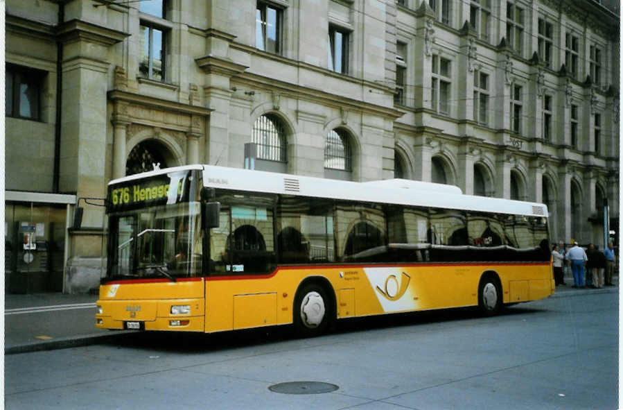 (098'527) - Moser, Flaach - Nr. 3/ZH 186'956 - MAN (ex Nr. 8) am 15. September 2007 beim Hauptbahnhof Winterthur