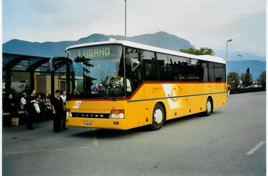 (100'035) - AutoPostale Ticino - Nr. 501/TI 165'541 - Setra (ex Marchetti, Airolo) am 4. Oktober 2007 beim Bahnhof Lugano