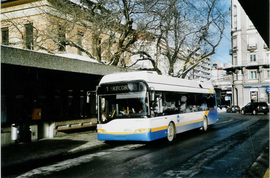 (102'207) - TC La Chaux-de-Fonds - Nr. 131 - Solaris Trolleybus am 22. Dezember 2007 beim Bahnhof La Chaux-de-Fonds
