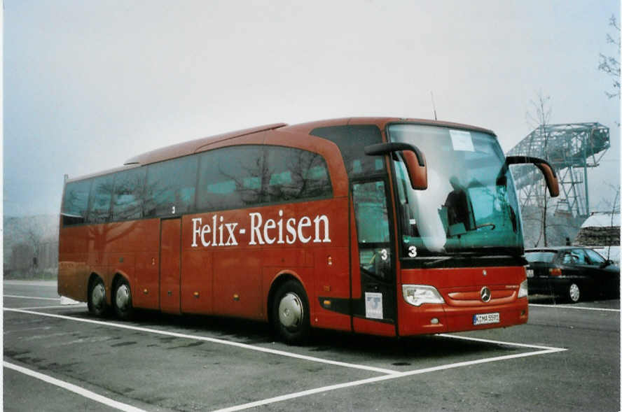(102'406) - Aus Deutschland: Felix-Reisen, Kln - Nr. 3/K-MA 5591 - Mercedes am 24. Dezember 2007 in Thun, Seestrasse