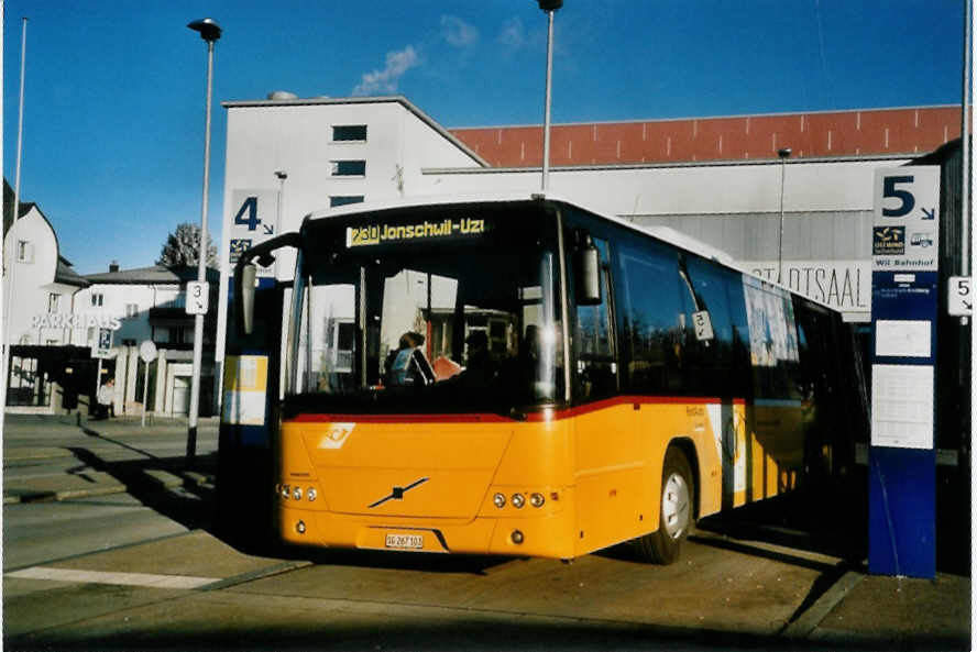 (102'435) - Schmidt, Jonschwil - SG 267'103 - Volvo (ex Buner&Schmidt, Jonschwil) am 29. Dezember 2007 beim Bahnhof Wil