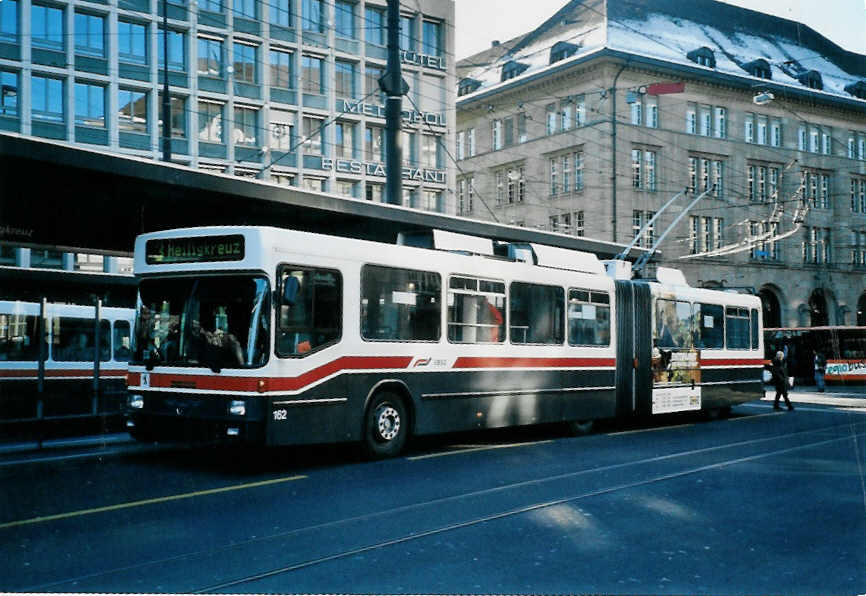 (102'516) - VBSG St. Gallen - Nr. 162 - NAW/Hess Gelenktrolleybus am 29. Dezember 2007 beim Bahnhof St. Gallen