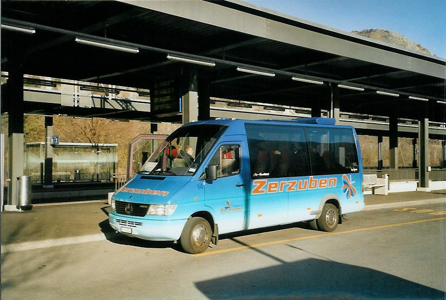 (104'236) - Zerzuben, Visp-Eyholz - Nr. 14/VS 34'204 - Mercedes am 17. Februar 2008 beim Bahnhof Leuk