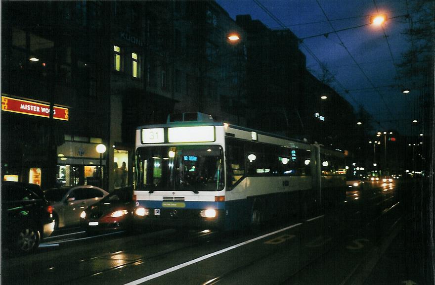 (105'030) - VBZ Zrich - Nr. 9 - Mercedes Gelenktrolleybus am 9. Mrz 2008 in Zrich, Lwenstrasse