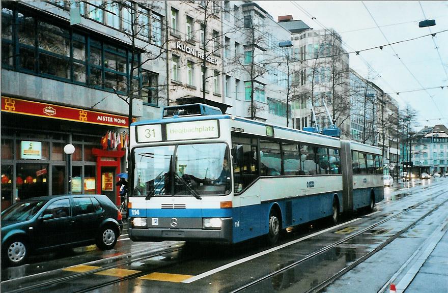(105'504) - VBZ Zrich - Nr. 114 - Mercedes Gelenktrolleybus am 17. Mrz 2008 in Zrich, Lwenstrasse