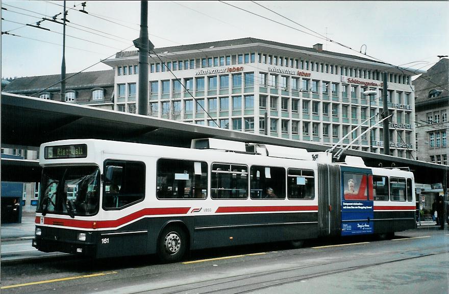 (105'812) - VBSG St. Gallen - Nr. 161 - NAW/Hess Gelenktrolleybus am 29. Mrz 2008 beim Bahnhof St. Gallen