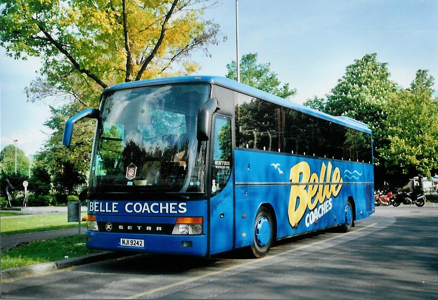 (107'034) - Aus England: Belle Coaches, Leiston - Nr. 36/NJI 9242 - Setra am 10. Mai 2008 in Thun, Lachen