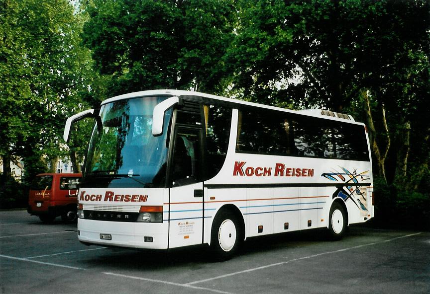 (107'131) - Koch, Giswil - OW 10'084 - Setra am 23. Mai 2008 in Thun, Grabengut