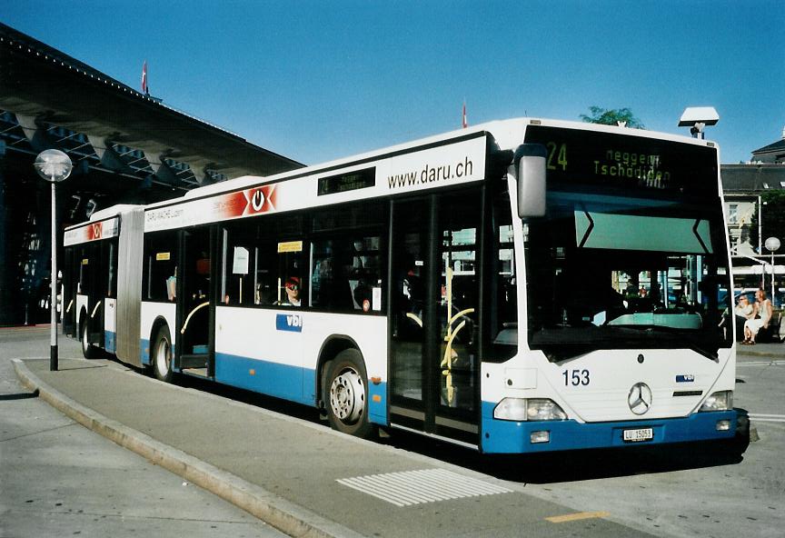 (109'219) - VBL Luzern - Nr. 153/LU 15'053 - Mercedes am 16. Juli 2008 beim Bahnhof Luzern