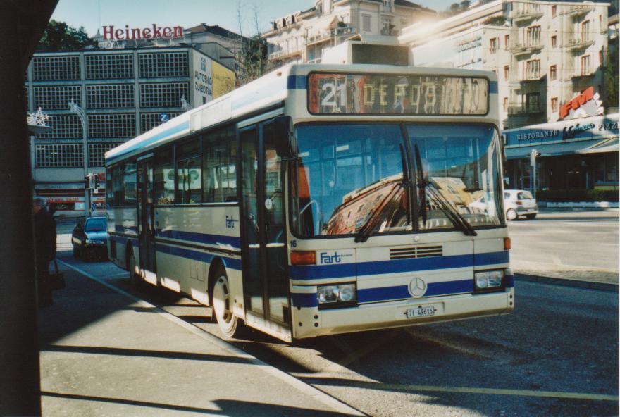 (112'327) - FART Locarno - Nr. 16/TI 49'616 - Mercedes am 7. Dezember 2008 beim Bahnhof Locarno