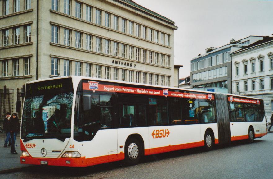 (113'015) - BSU Solothurn - Nr. 44/SO 143'444 - Mercedes am 20. Dezember 2008 in Solothurn, Amthausplatz