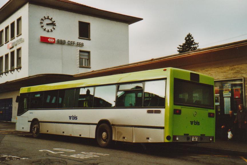 (113'308) - Busland, Burgdorf - Nr. 40/BE 593 - Mercedes (ex BSU Solothurn Nr. 60) am 23. Dezember 2008 beim Bahnhof Burgdorf
