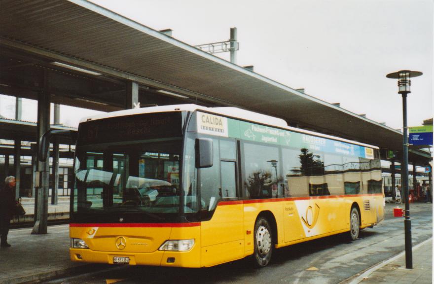 (113'312) - PostAuto Bern - BE 653'384 - Mercedes am 24. Dezember 2008 beim Bahnhof Spiez