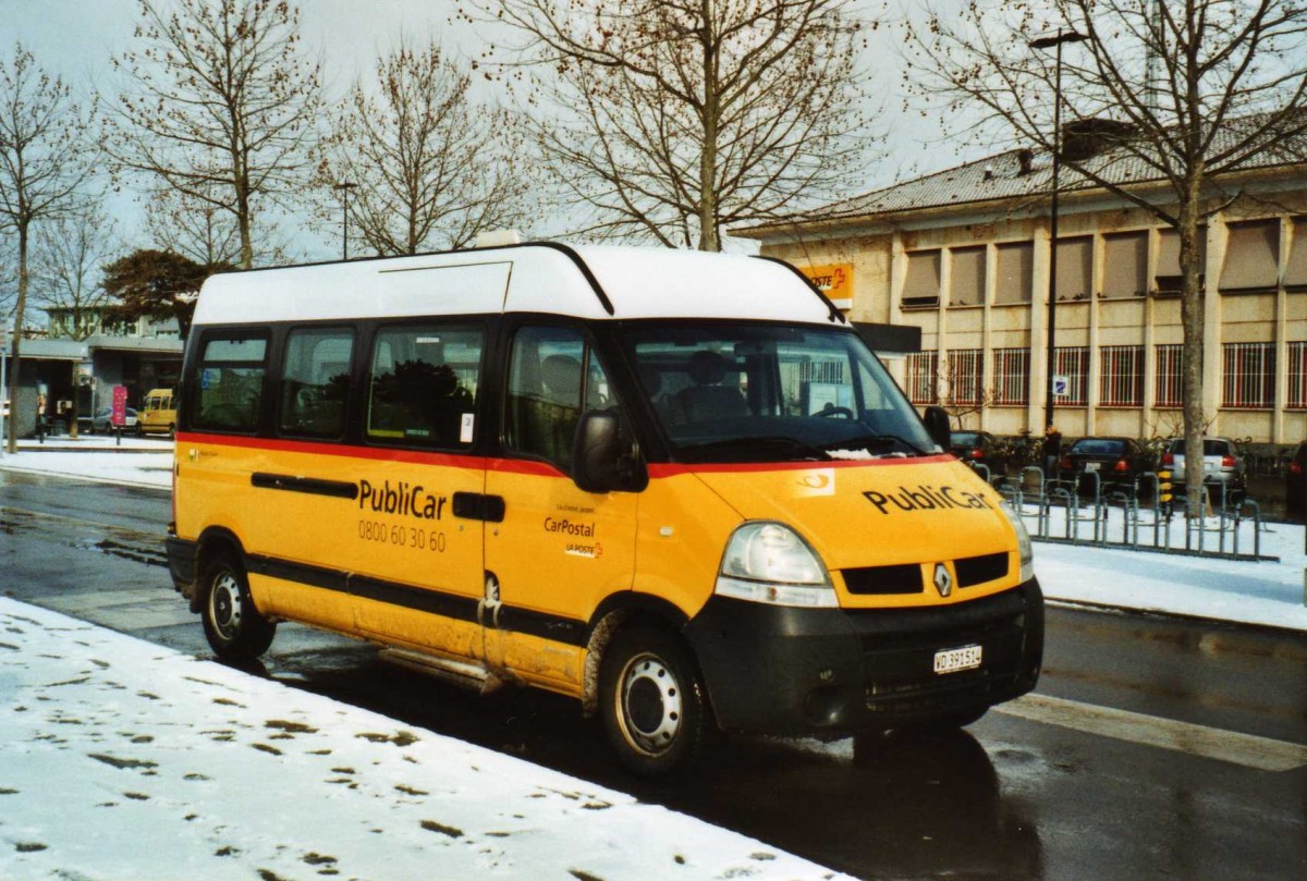 (114'220) - CarPostal Ouest - VD 391'514 - Renault am 14. Febraur 2009 beim Bahnhof Yverdon