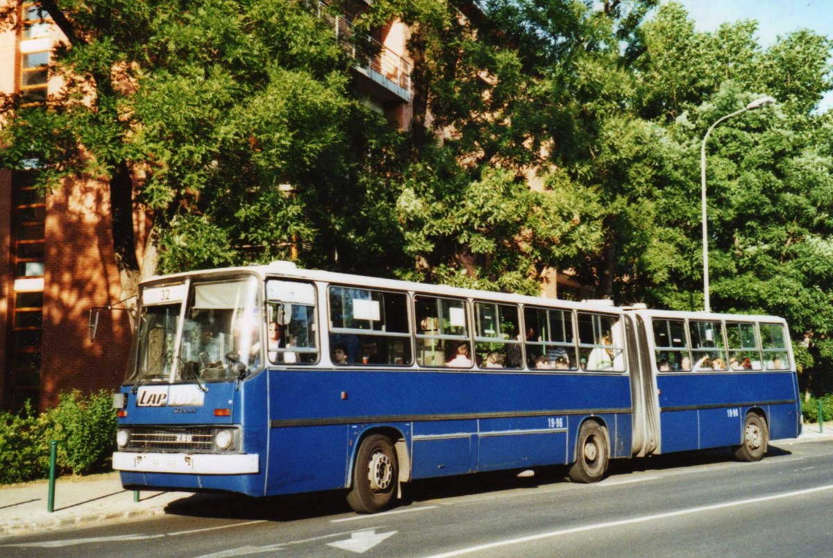 (117'025) - BKV Budapest - Nr. 19-96/BPI-996 - Ikarus am 28. Mai 2009 in Budapest