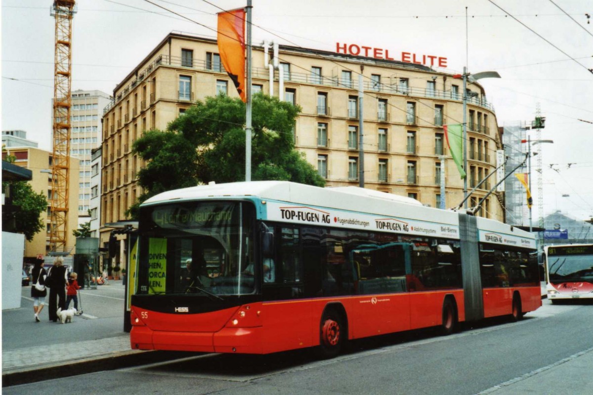 (117'512) - VB Biel - Nr. 55 - Hess/Hess Gelenktrolleybus am 8. Juni 2009 in Biel, Guisanplatz