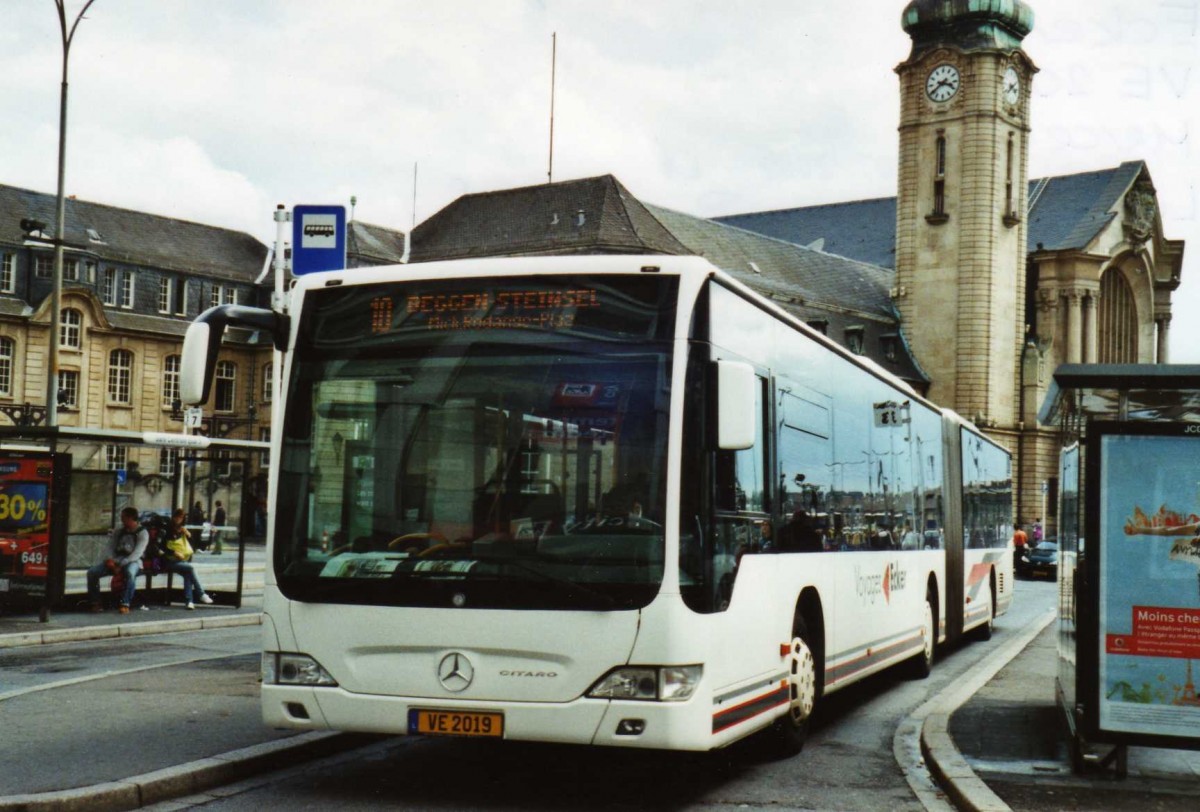 (118'726) - Ecker, Steinsel - VE 2019 - Mercedes am 8. Juli 2009 beim Bahnhof Luxembourg