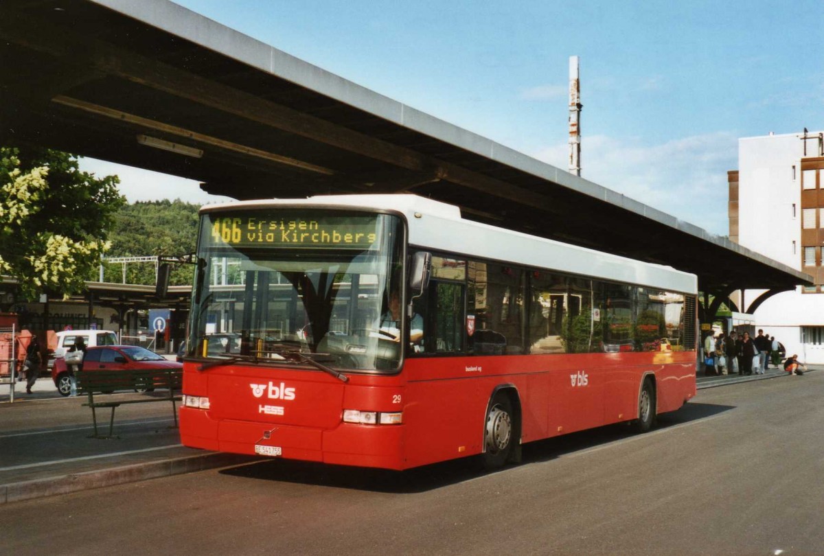 (119'034) - Busland, Burgdorf - Nr. 29/BE 541'755 - Volvo/Hess (ex AAGK Koppigen Nr. 9) am 10. Juli 2009 beim Bahnhof Burgdorf