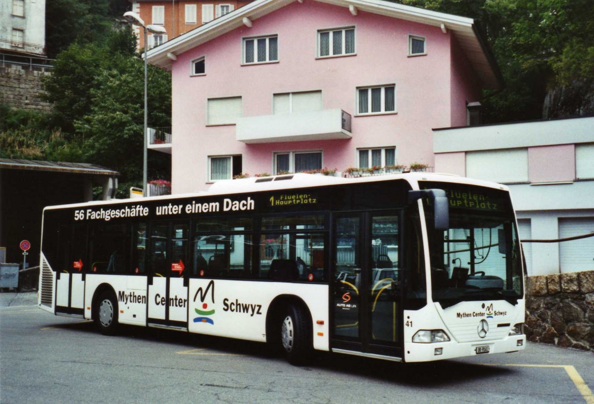 (120'934) - AAGU Altdorf - Nr. 41/UR 9141 - Mercedes am 12. September 2009 beim Bahnhof Gschenen