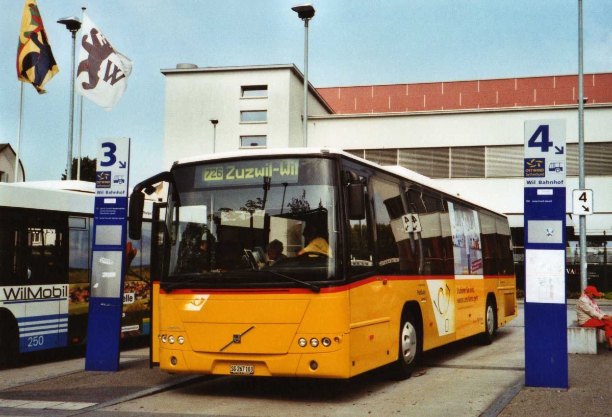 (121'308) - Schmidt, Jonschwil - SG 267'103 - Volvo (ex Buner&Schmidt, Jonschwil) am 23. September 2009 beim Bahnhof Wil